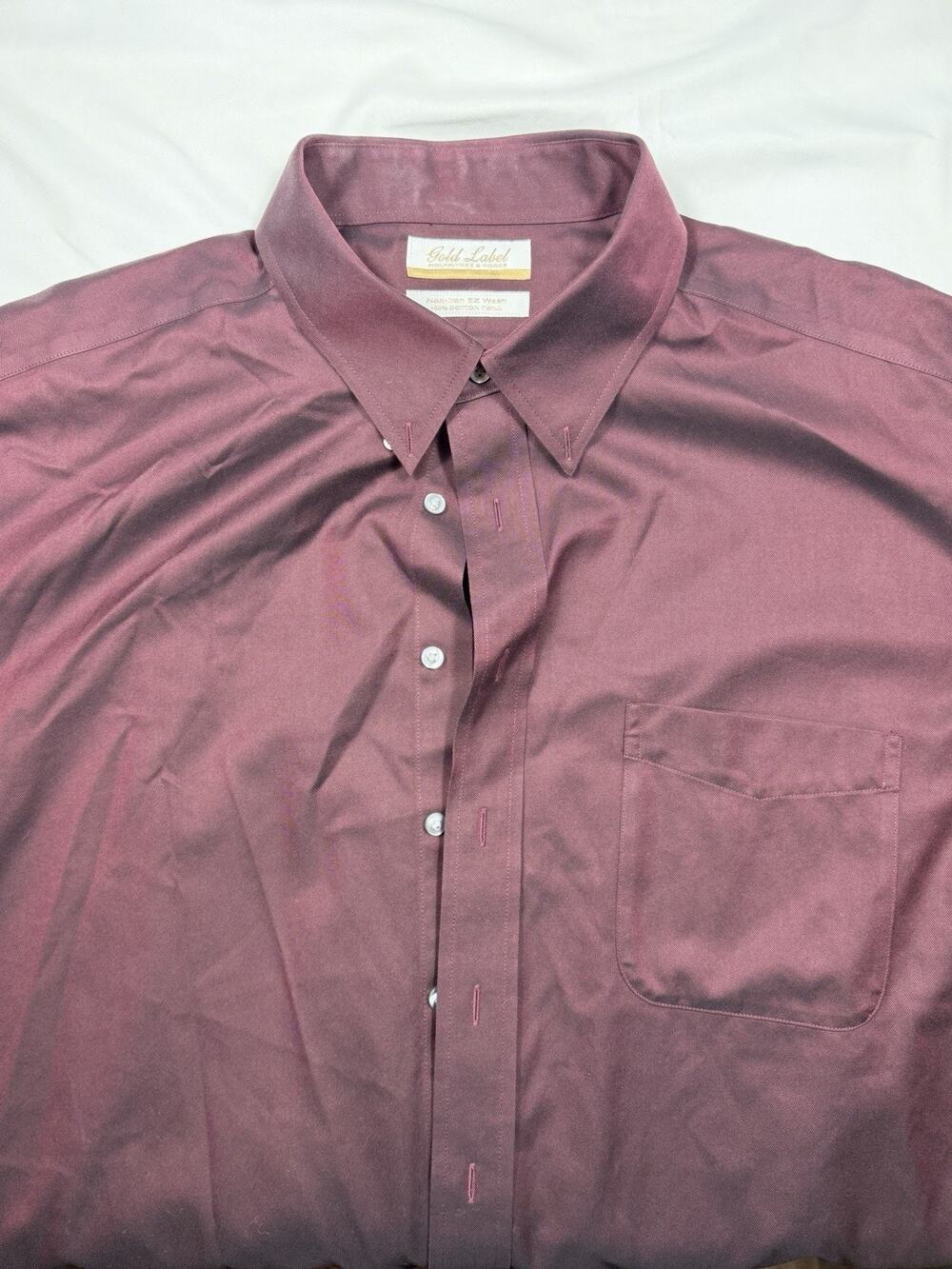 Roundtree & Yorke Gold Label Men's Long Sleeve Size 36/37 Color metallic burg